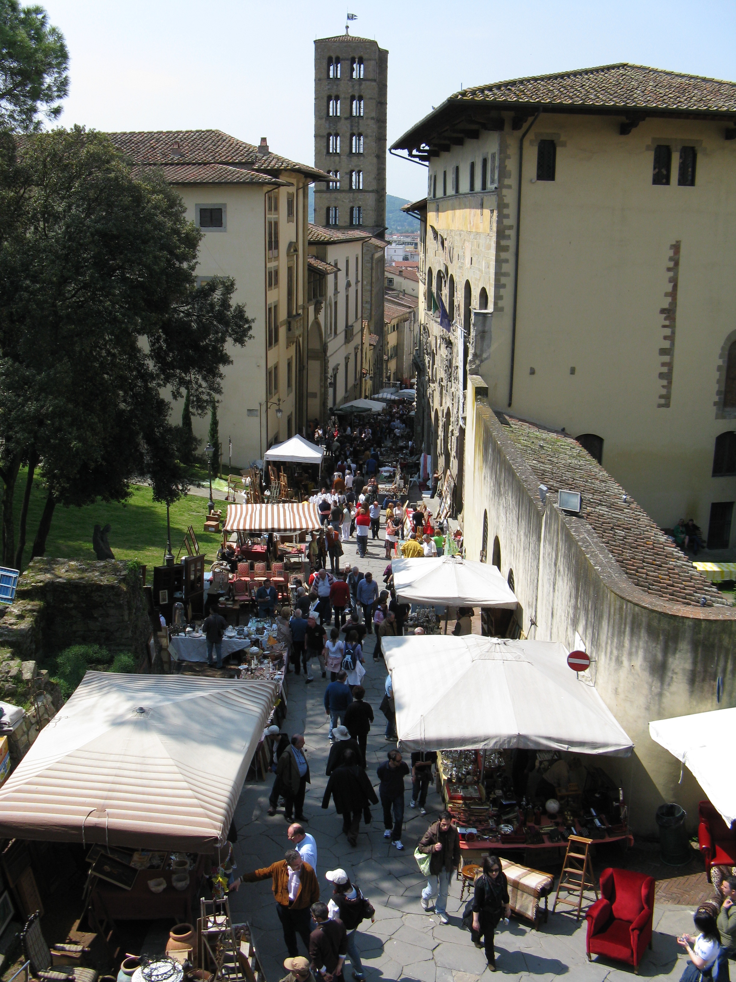 Arezzo Antique Market